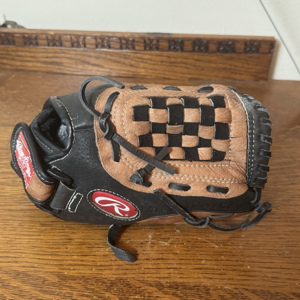 Rawlings PP110MB Savage 11" Youth Baseball Glove Right Hand Throw Brown Black